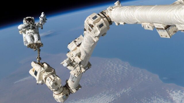 Robotic Arms in Space: Exploring, Mastering, and Shaping the Cosmos